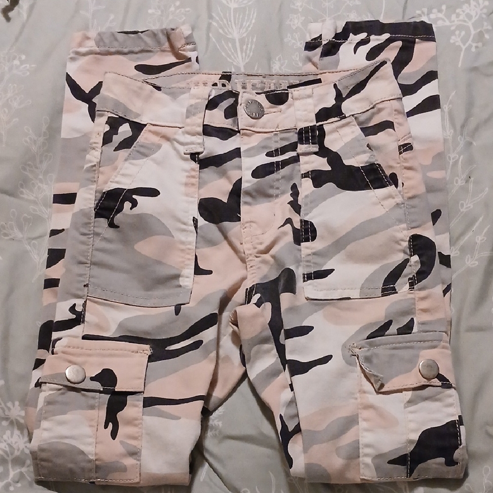 Vip Jeans Pink Camoflauge Woman's Cargo Pants 00/23